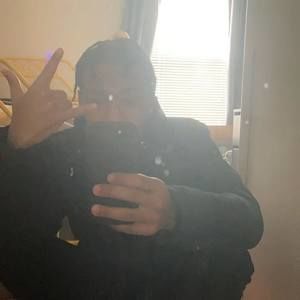 Meet your Posher, Jamil